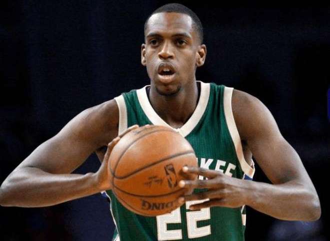 他的个人能 他的个人能