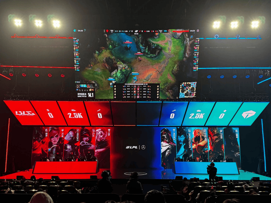 首先是引援 首先是引援