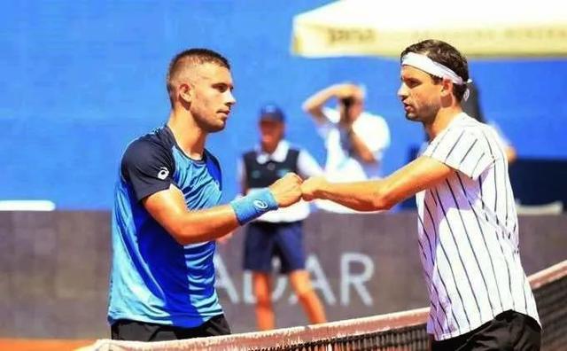 莱万或许可 莱万或许可